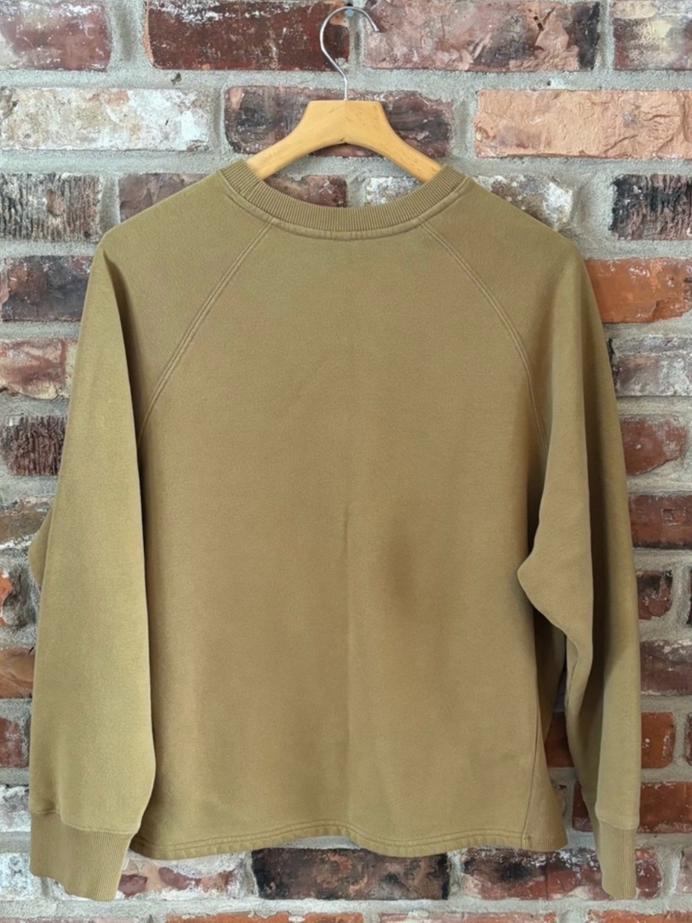 Vuori Tan Restore Oversized Crew Sweatshirt - Picture 3 of 4